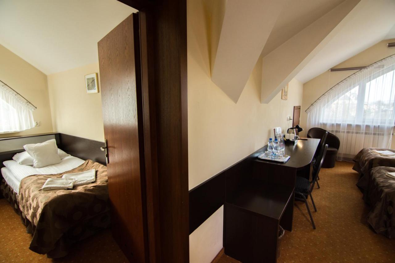 Trojka 3* Перемишль